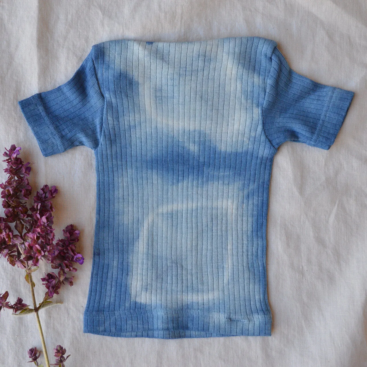 Baby Plant Dyed T-Shirt in Organic Cotton/Merino/Silk - Indigo (3-24m)