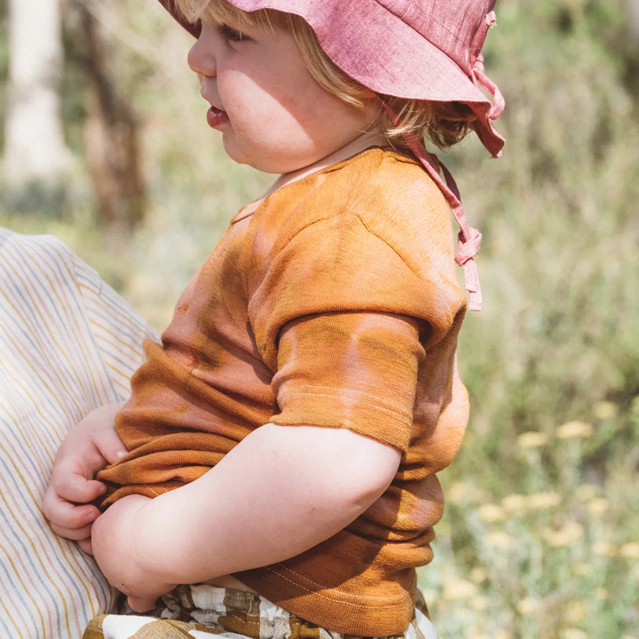 Child's Plant Dyed T-Shirt in Organic Cotton/Merino/Silk - Gold (2-12y)