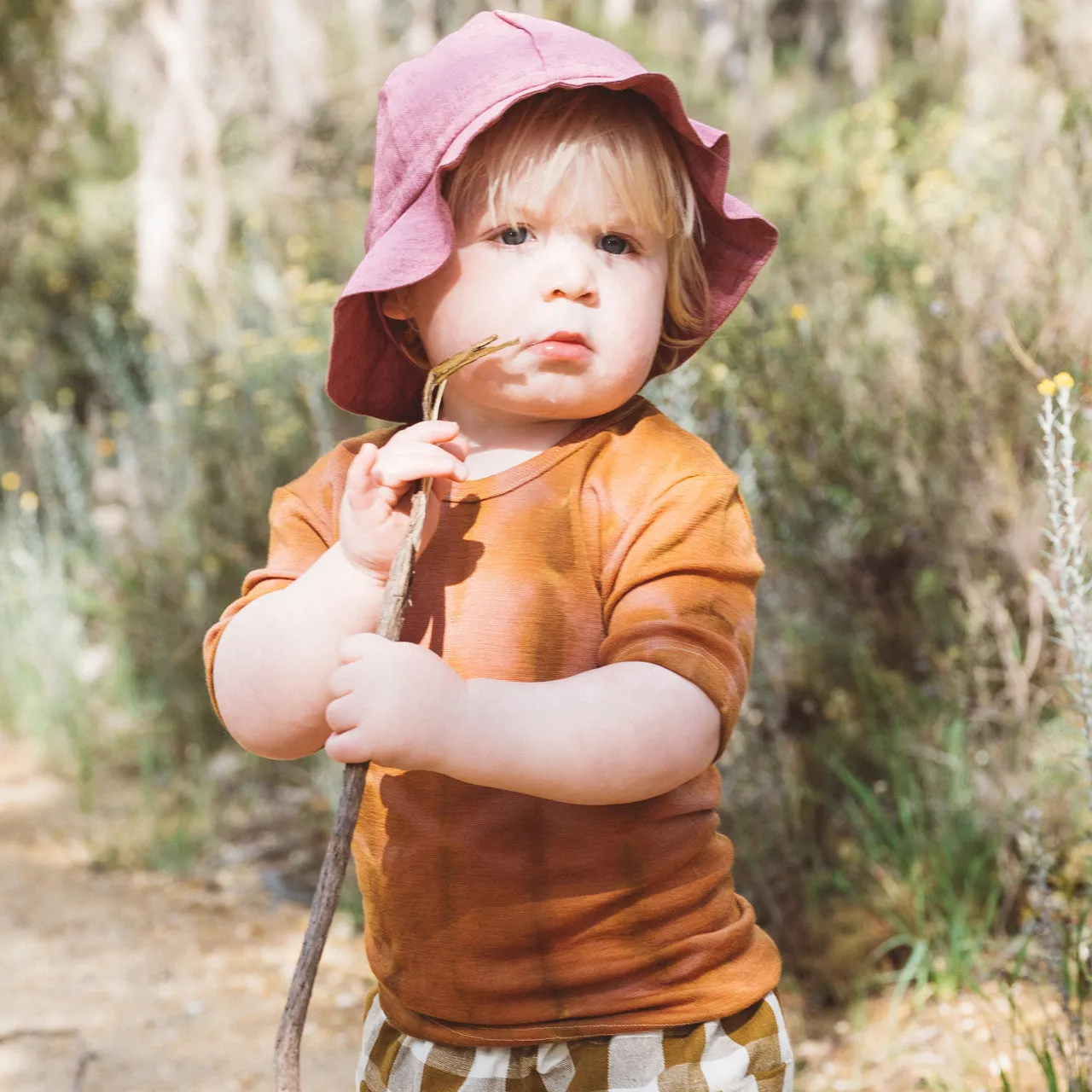 Child's Plant Dyed T-Shirt in Organic Cotton/Merino/Silk - Gold (2-12y)